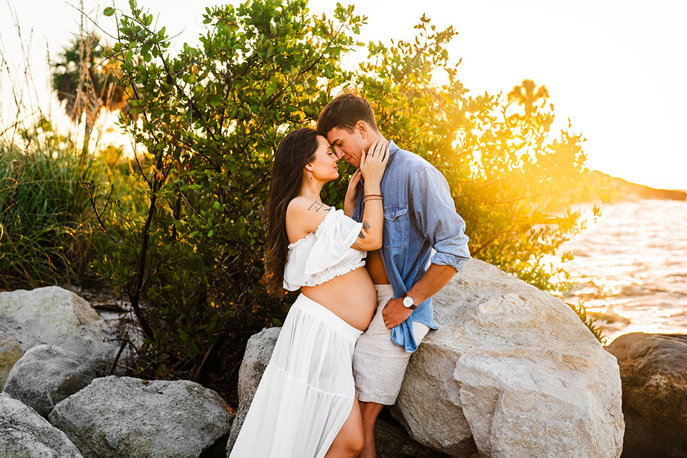 tampa maternity and newborn photographer