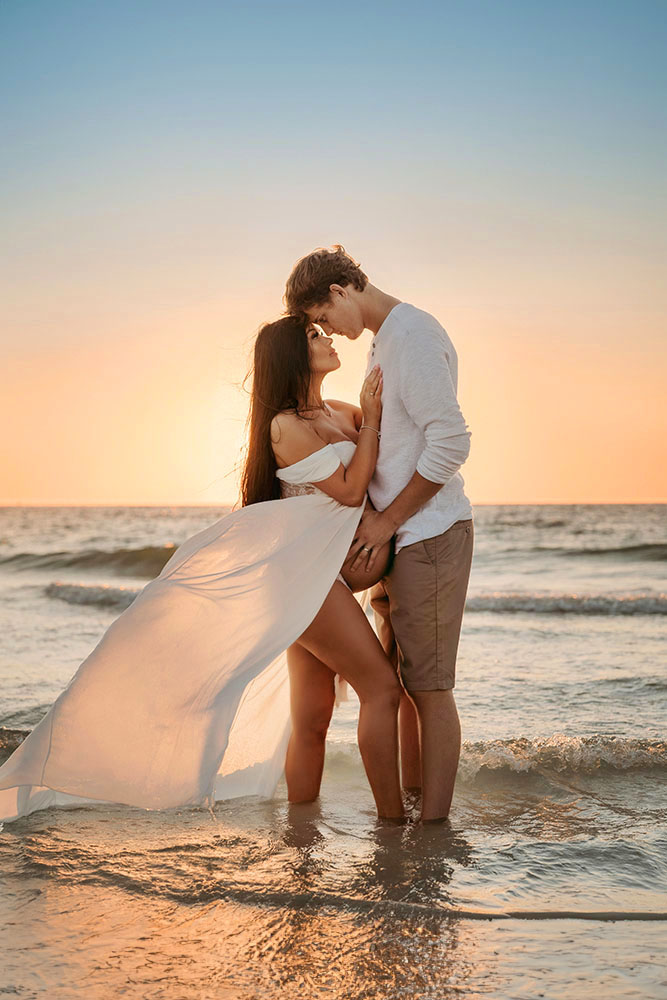 tampa maternity and newborn photographer